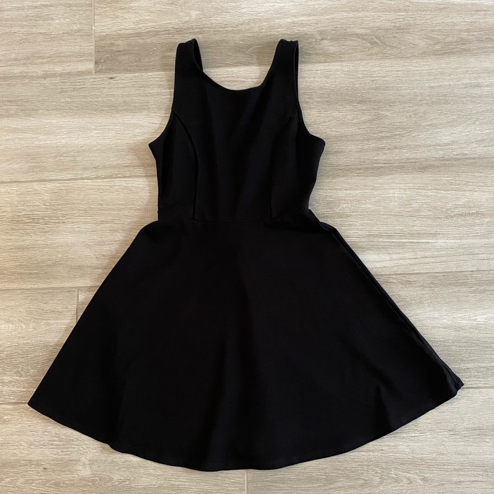 LuLus Black Dress Sleeveless Size XS Junior Low Back Comfortable Stretchy